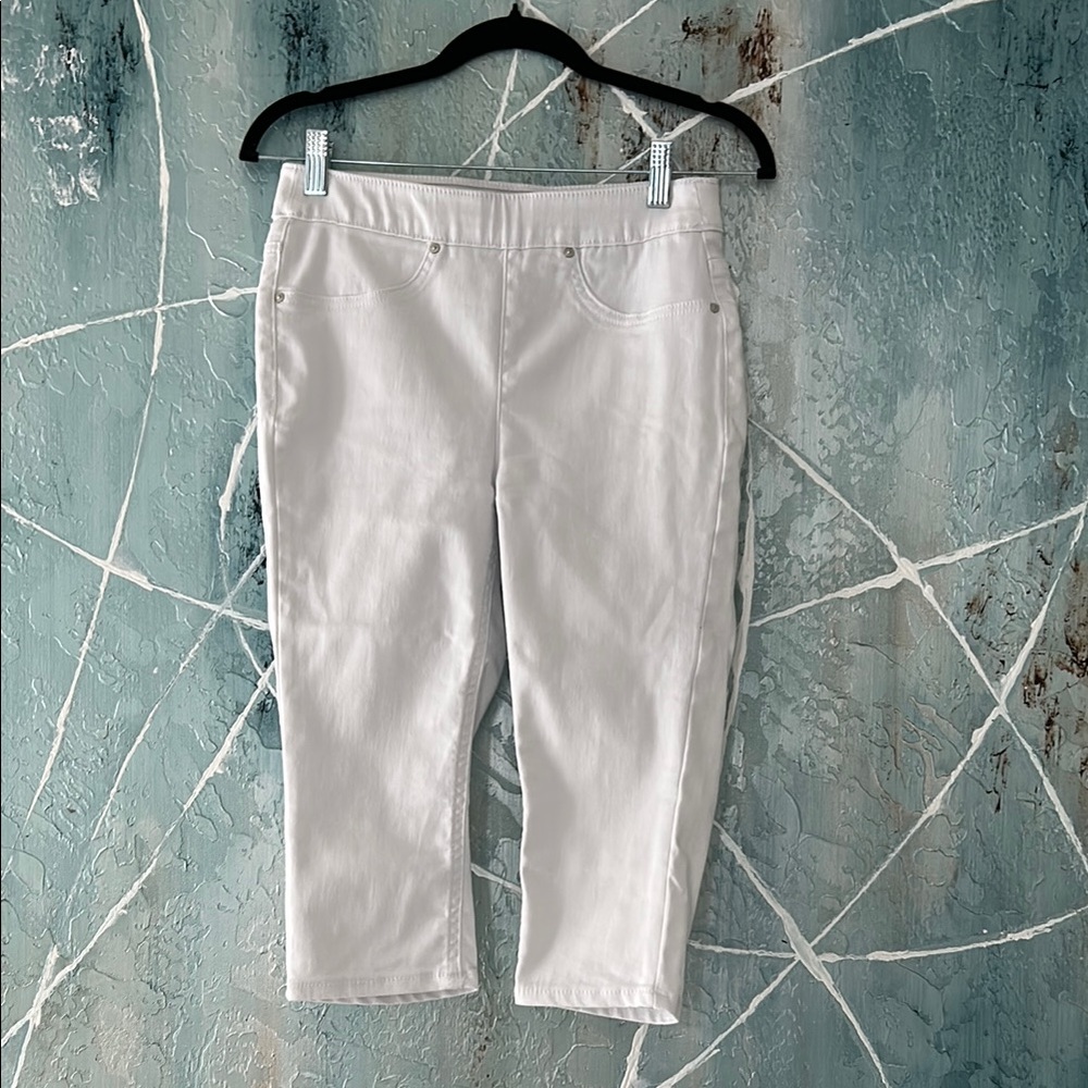 Seven7 Women's White Capri Jeans